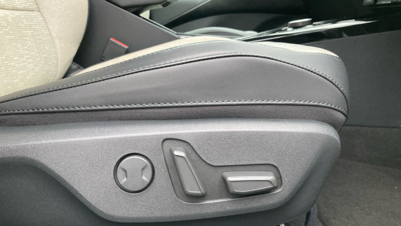 Kia Niro 150kW 4 65kWh 5dr Auto Electric Estate